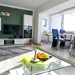 Strandhochhaus SF10